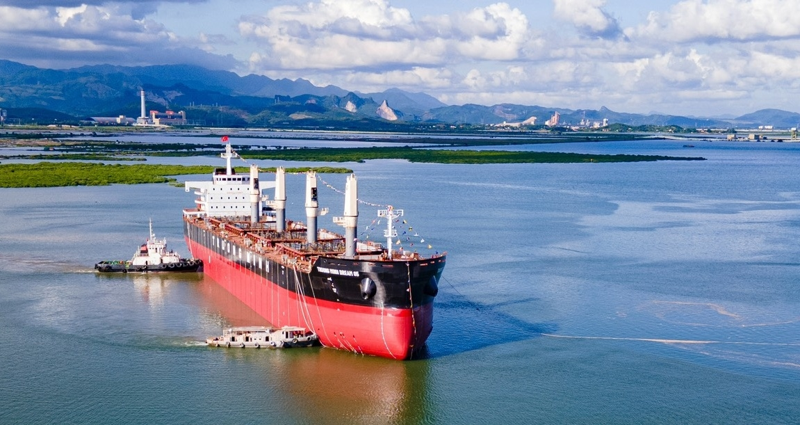 Luồng thủy Hạ Long Yên Hưng